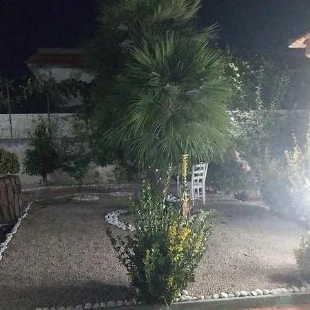 Il Giardino Del Casciar לינה וארוחת בוקר קסטל וולטורנו